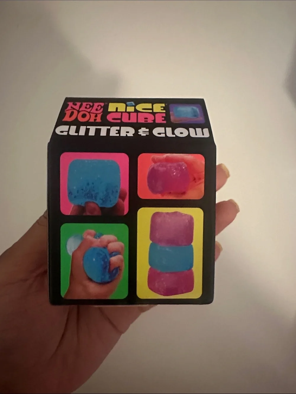 NeeDoh Cloud Pleaser & Pink Nice Cube Glitter Glow Bundle